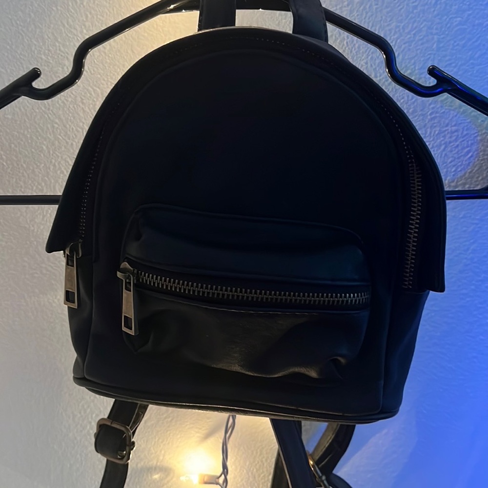 Mini Backpack - Picture 2 of 6